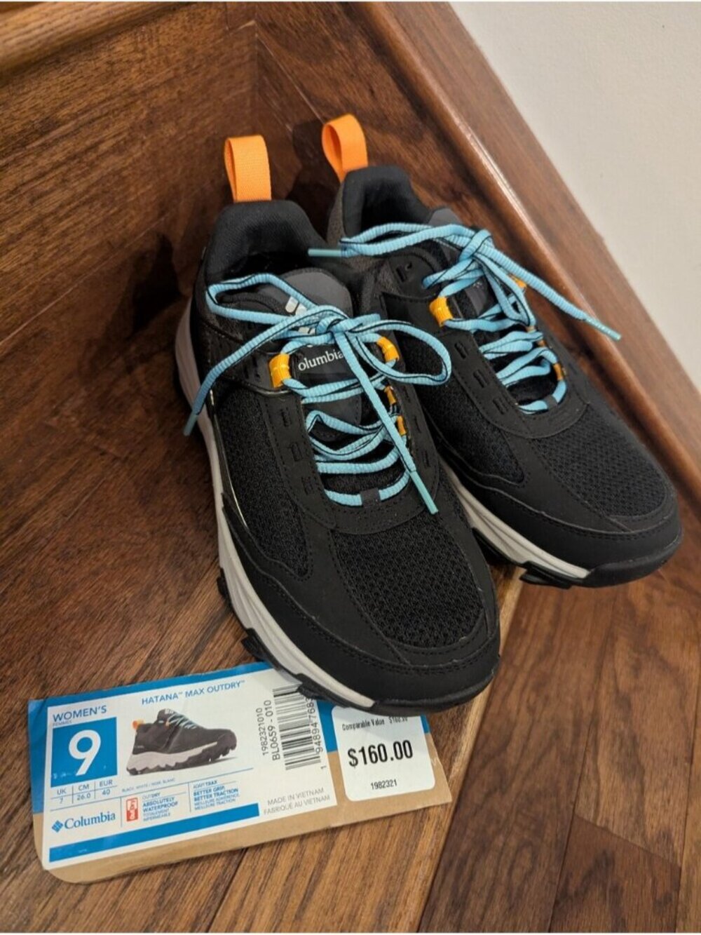 Columbia Hatana Max Outdry Shoes, waterproof hiking, running Trail Black W Sz 9